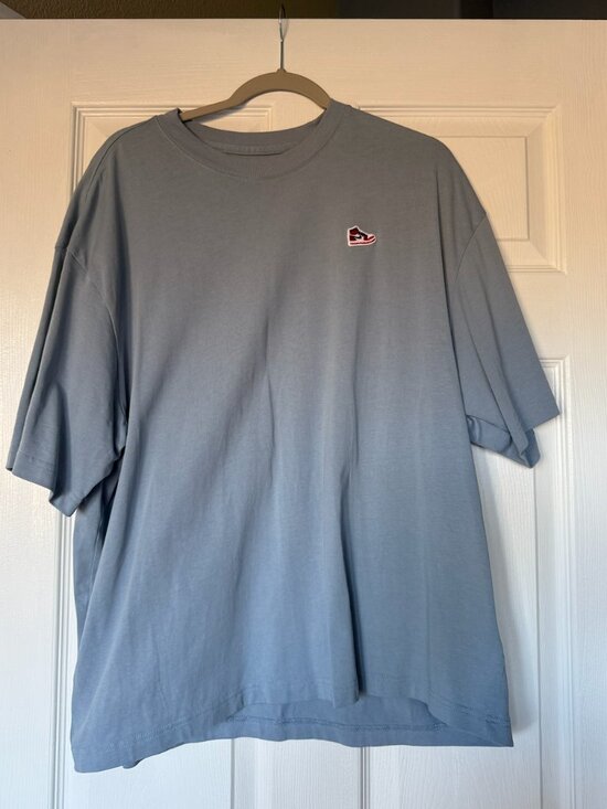 Jordan Brand Men's Sneaker Patch T-Shirt - Picture 1 of 5